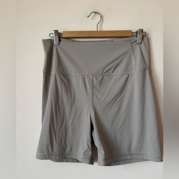 Amazon Essentials Activewear Set - Picture 4 of 8